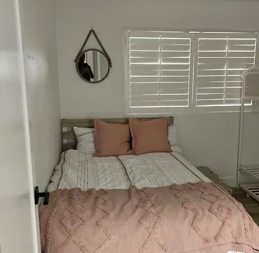 Bush Master Suite, Moovalya Keys Canal